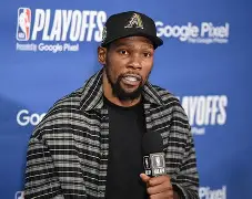 包含丹佛掘金发布备战花絮；加时末段强势反弹；NBA季后赛任务艰巨；更衣室氛围转暖的词条