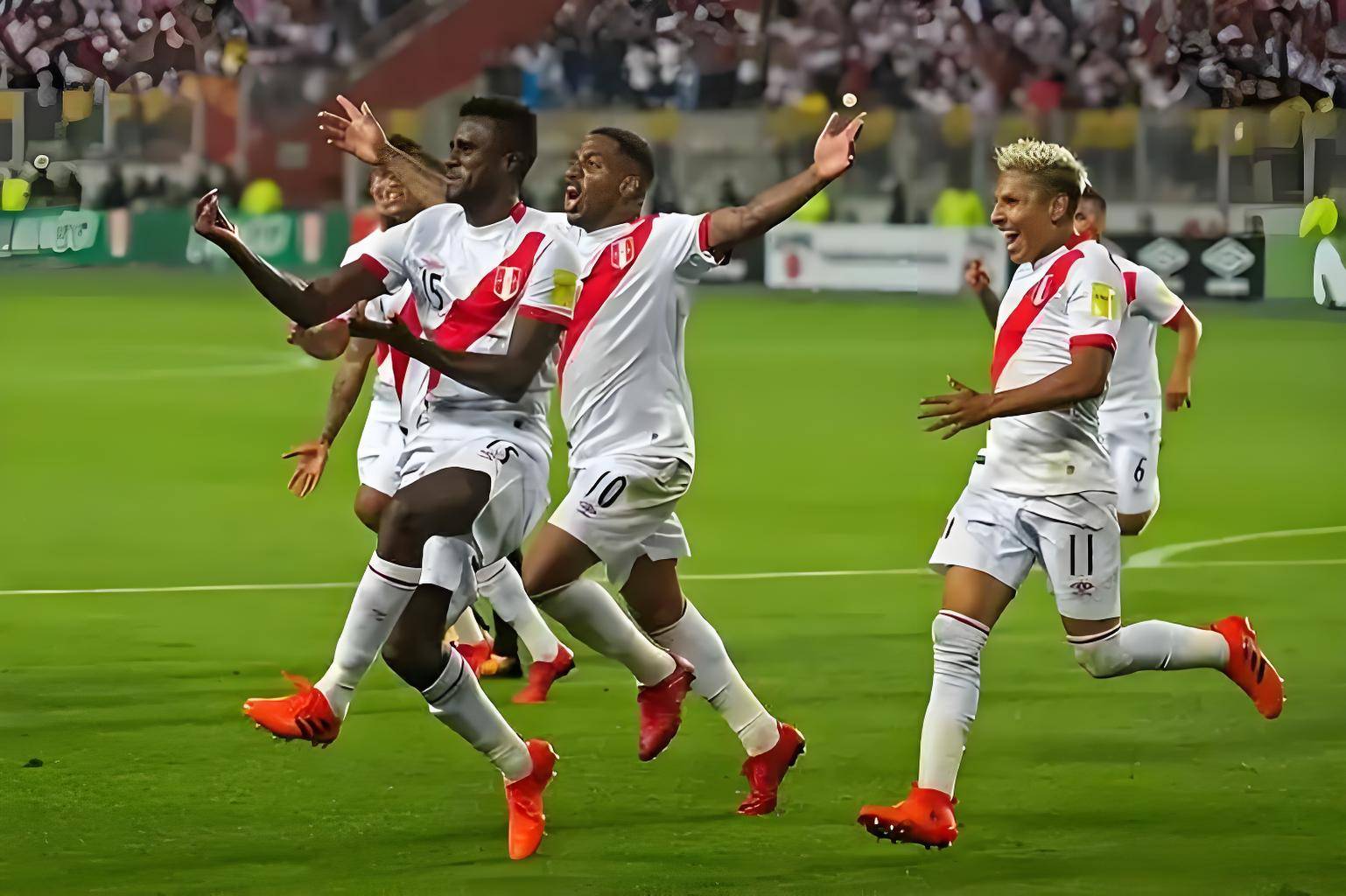 米兰体育-集结日突围战来临，曼城围绕亚冠战术微调，震撼外界，训练强度明显提升(曼城什么阵型最强)