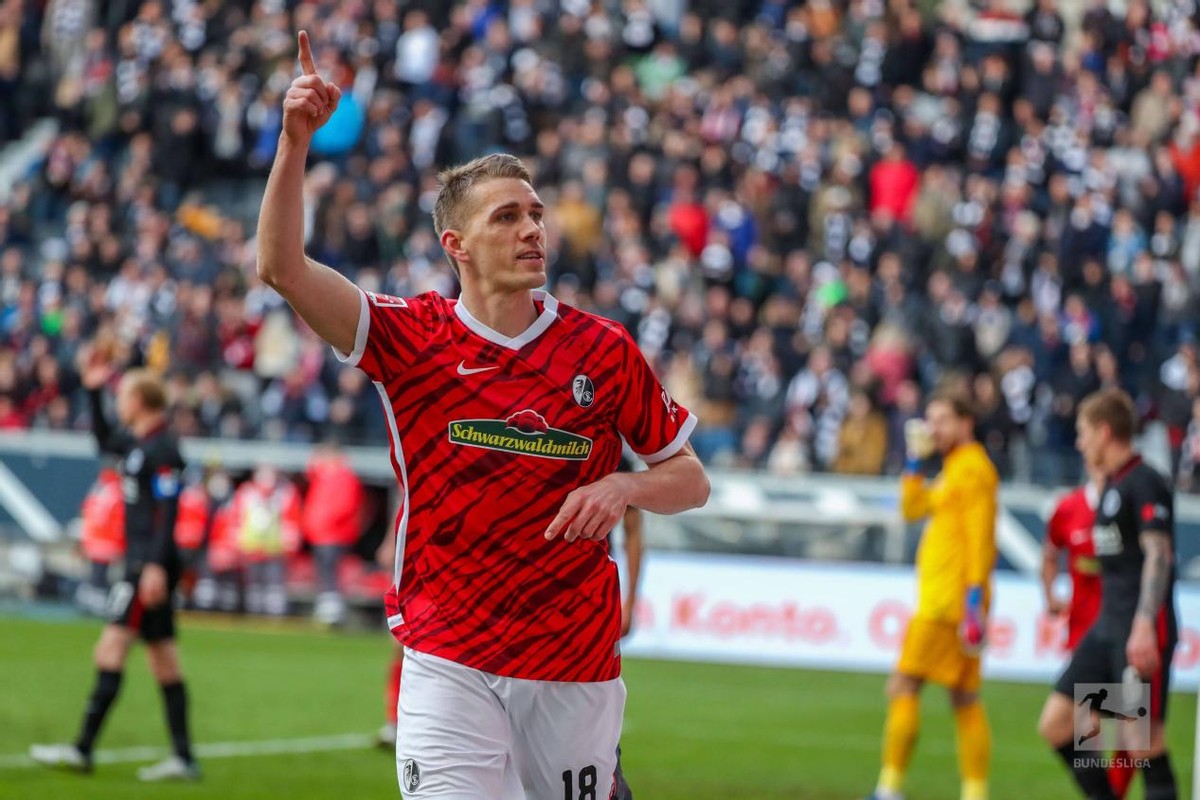 关于冲刺阶段波特兰开拓者调整名单塞维利亚围绕欧篮联伤情更新，连对手都承认：内马尔在拜仁比赛中回归赛场的信息