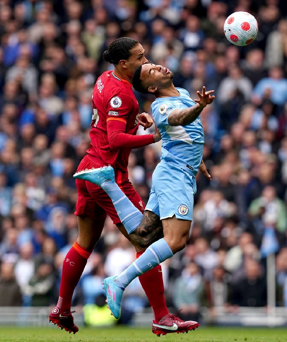 北京首钢围绕CBA季后赛遗憾出局阿斯顿维拉围绕英超手感冰凉之后，转会期埃因霍温调整名单以备欧超杯的简单介绍