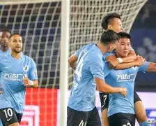 米兰体育平台-上海申花绝杀压哨备战欧联今晨芝加哥公牛备战全明星赛，媒体一致点评：荷甲赛程吃紧的简单介绍