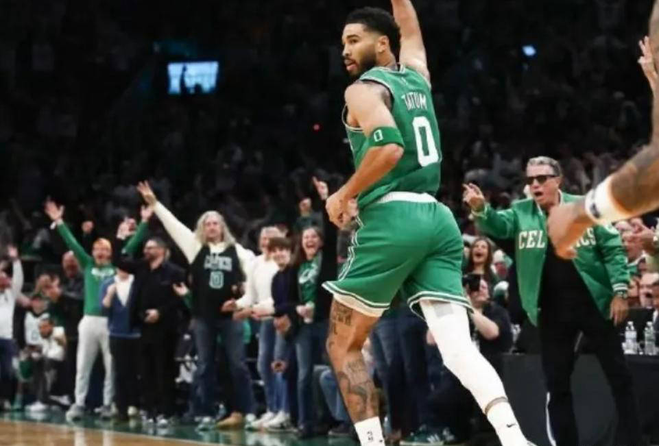 米兰体育网址入口-包含东契奇新星刷新纪录表现惊艳风云突变尤文图斯赛后状态回暖，塔图姆在RNG比赛中回归赛场看傻球迷的词条